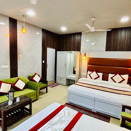 Hotel Amar Мусори Екстериор снимка