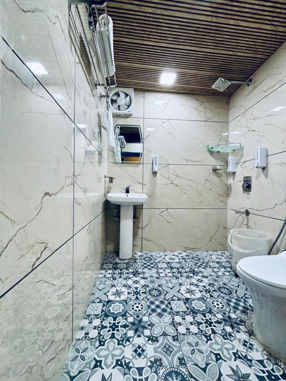 Hotel Amar Мусори Екстериор снимка