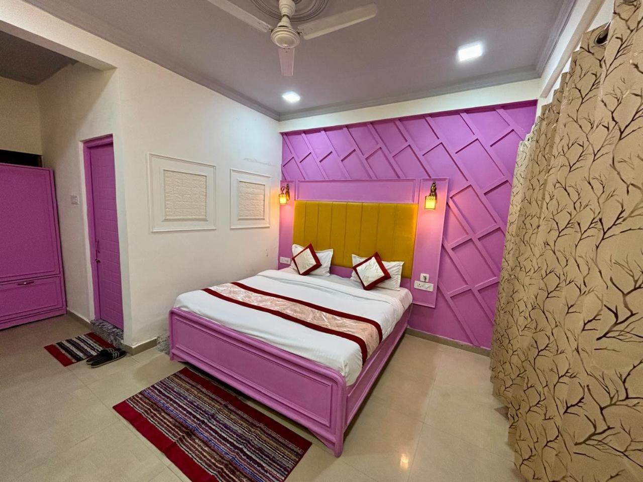 Hotel Amar Мусори Екстериор снимка