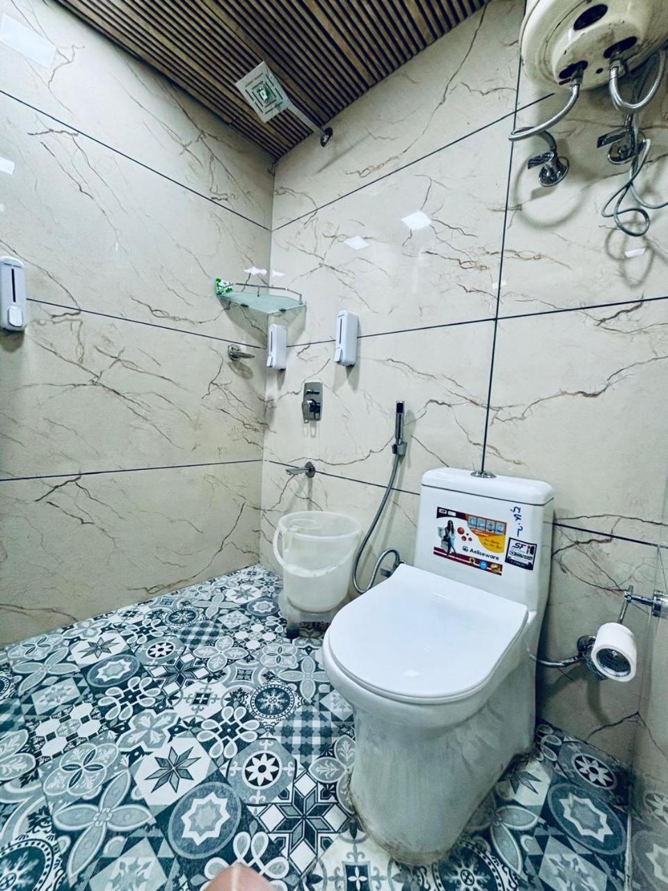 Hotel Amar Мусори Екстериор снимка