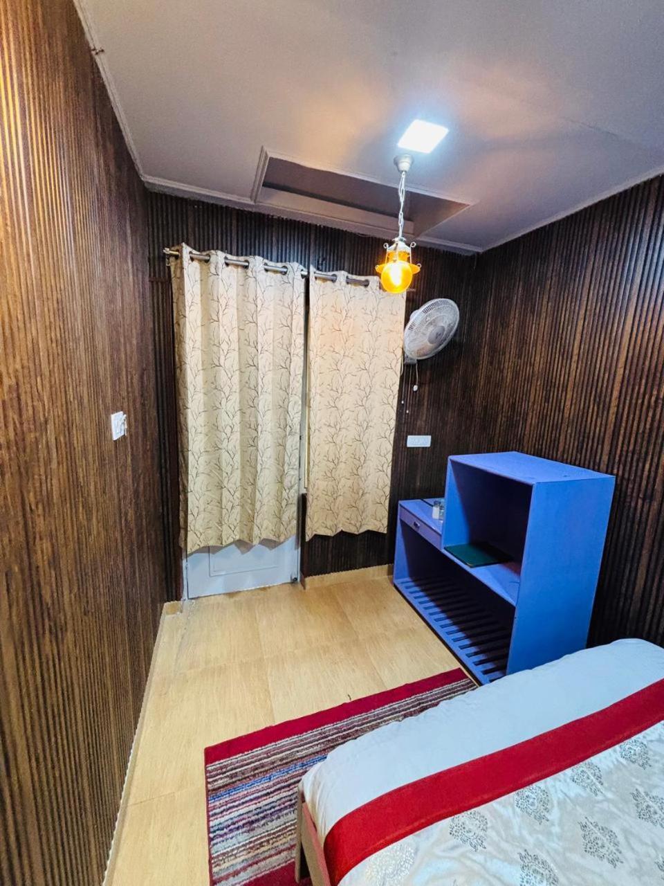 Hotel Amar Мусори Екстериор снимка